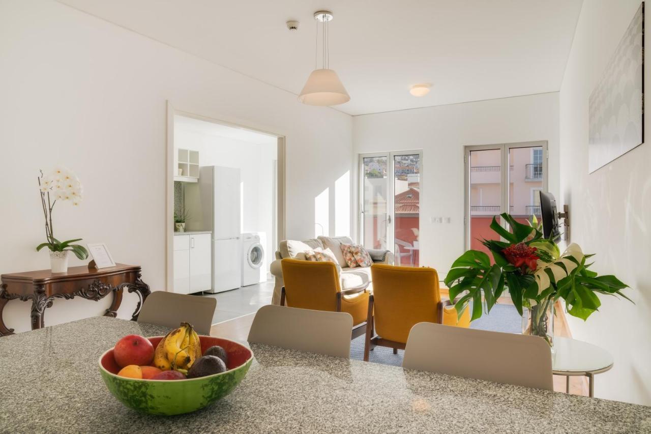 Casa Da Praca Apartments - By Casas Na Ilha Фуншал Экстерьер фото