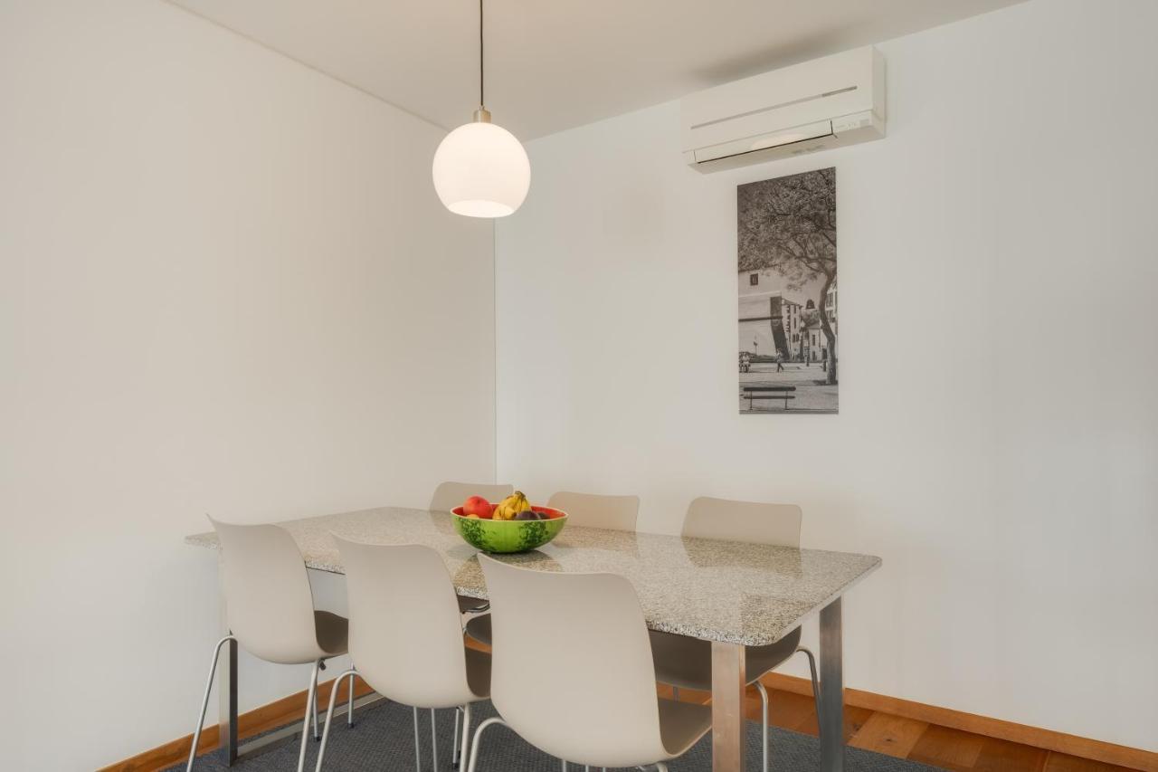 Casa Da Praca Apartments - By Casas Na Ilha Фуншал Экстерьер фото